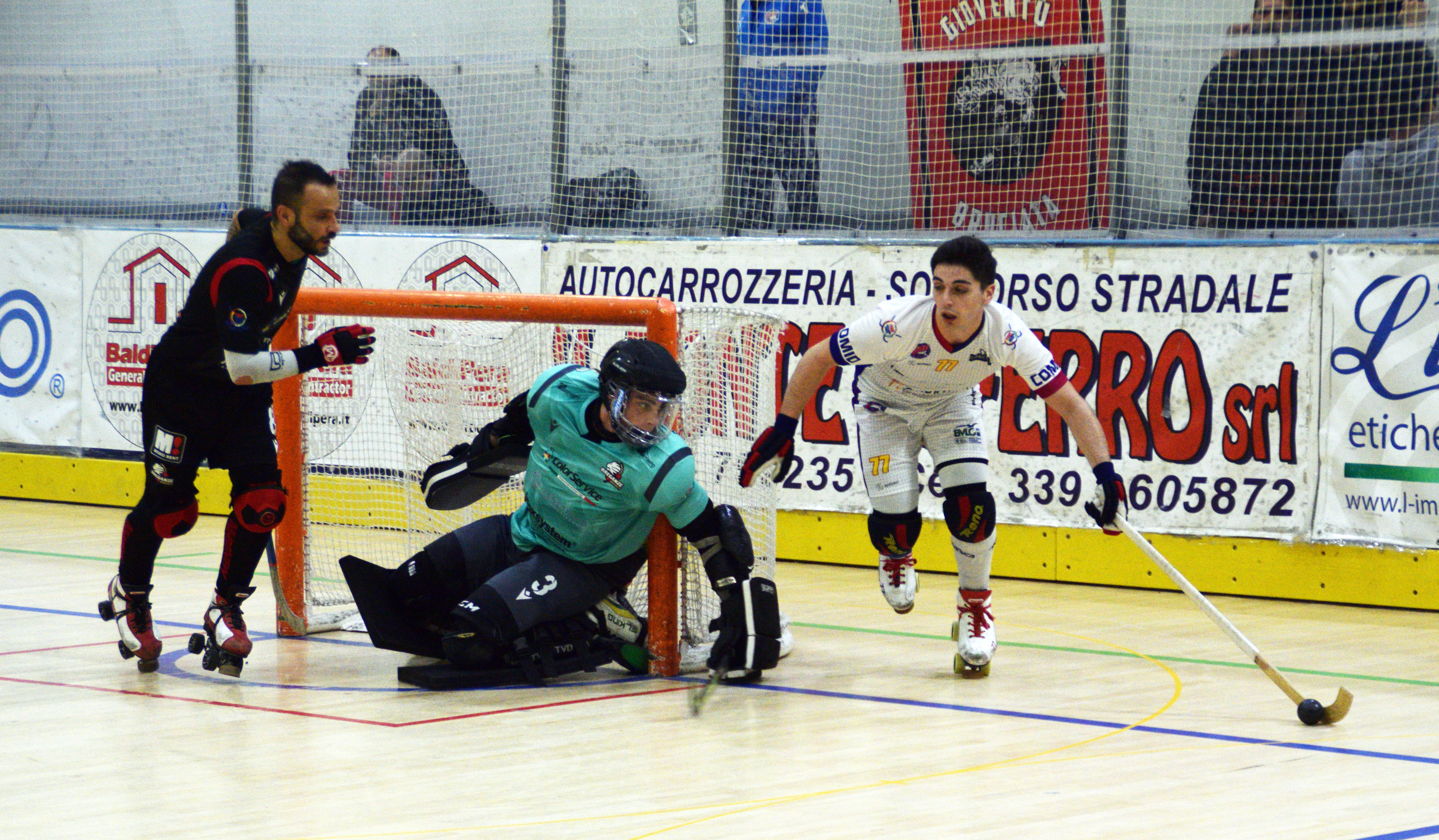 images/1-primo-piano/hp/2024/240107_-_Centro_Porsche_Firenze_Forte_dei_Marmi_-_Asd_Hockey_Breganze_17.JPG