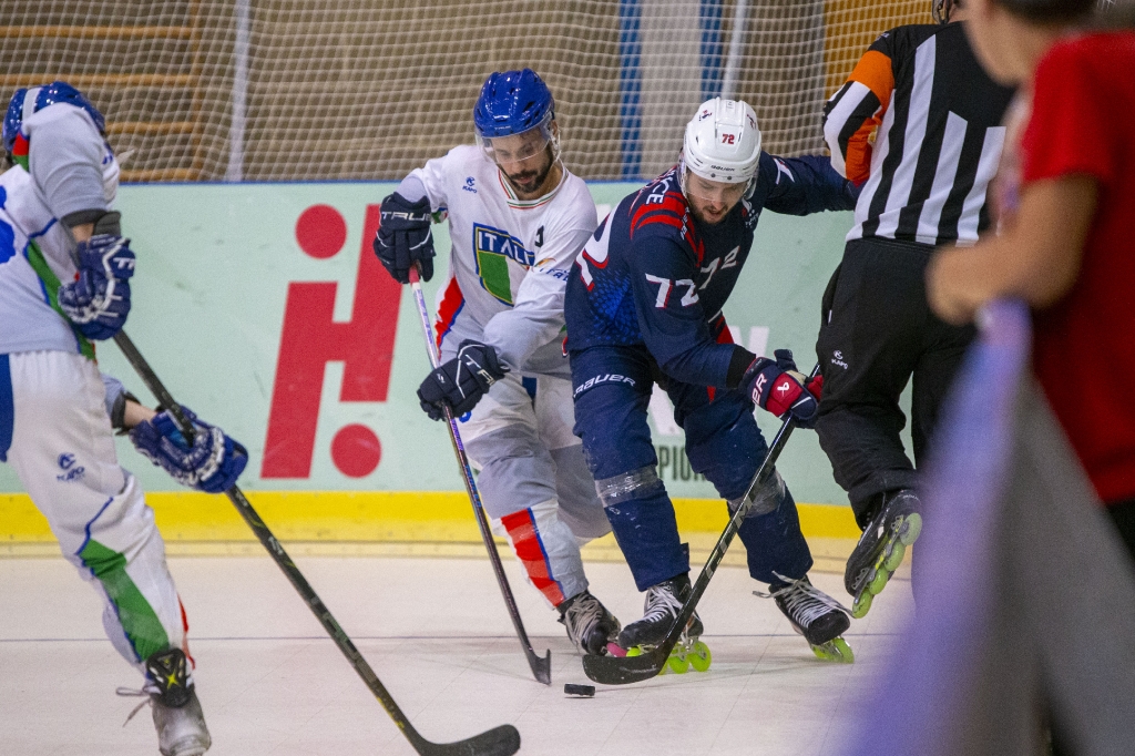 Non basta la rimonta degli Azzurri a piegare la Francia. Domani (ore 6) lo scontro decisivo contro la Rep.Ceca