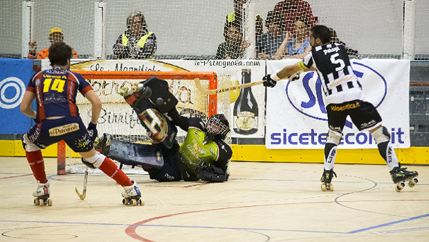 images/1-primo-piano/hp/Immagine_hockeypista_150515.png