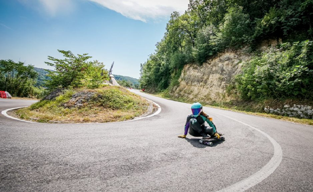 images/1-primo-piano/skateboard/italiani_skate_downhill_isola_liri.png