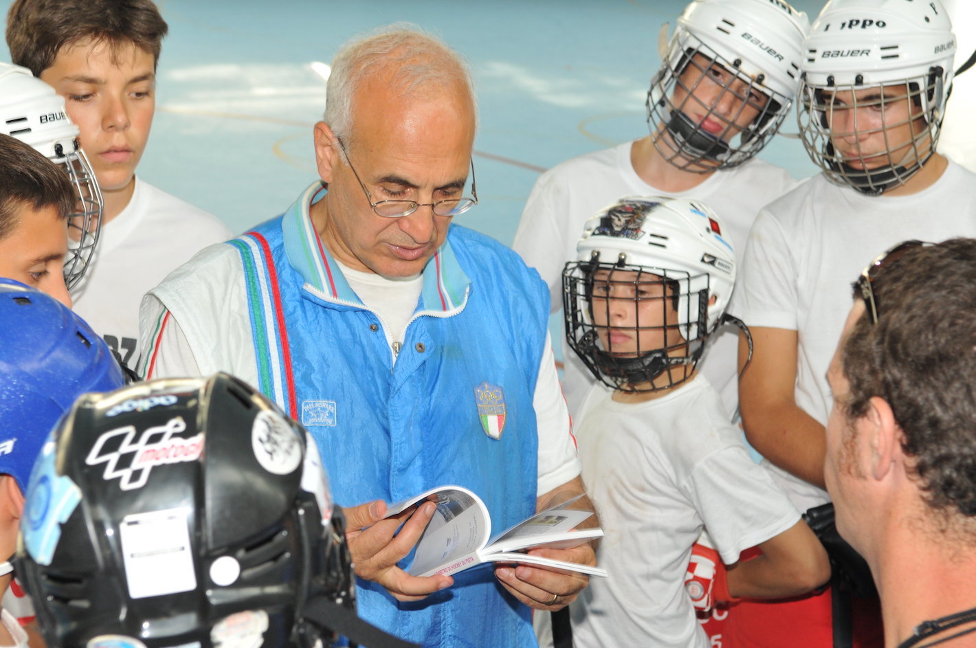 images/Gianni_Massari_direttore_SIRI_Hockey_su_Pista.jpg