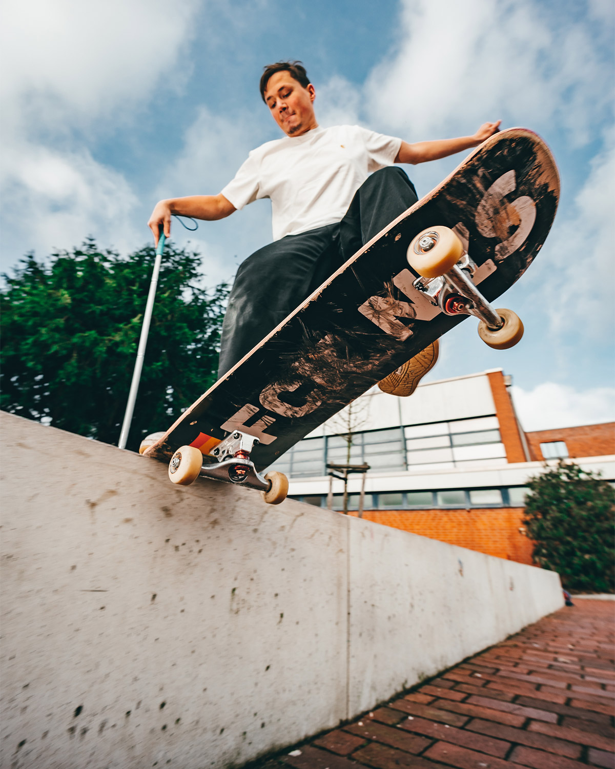 Johannes Bruckmeier, noseslide - ph. Bowlshit