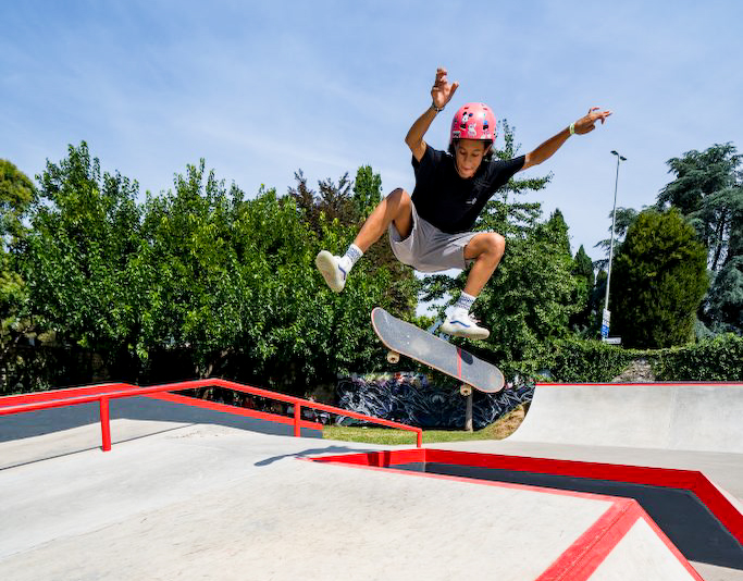 images/Lara_Bidin_Kickflip_Ph._Matteo_Mangherini.jpg
