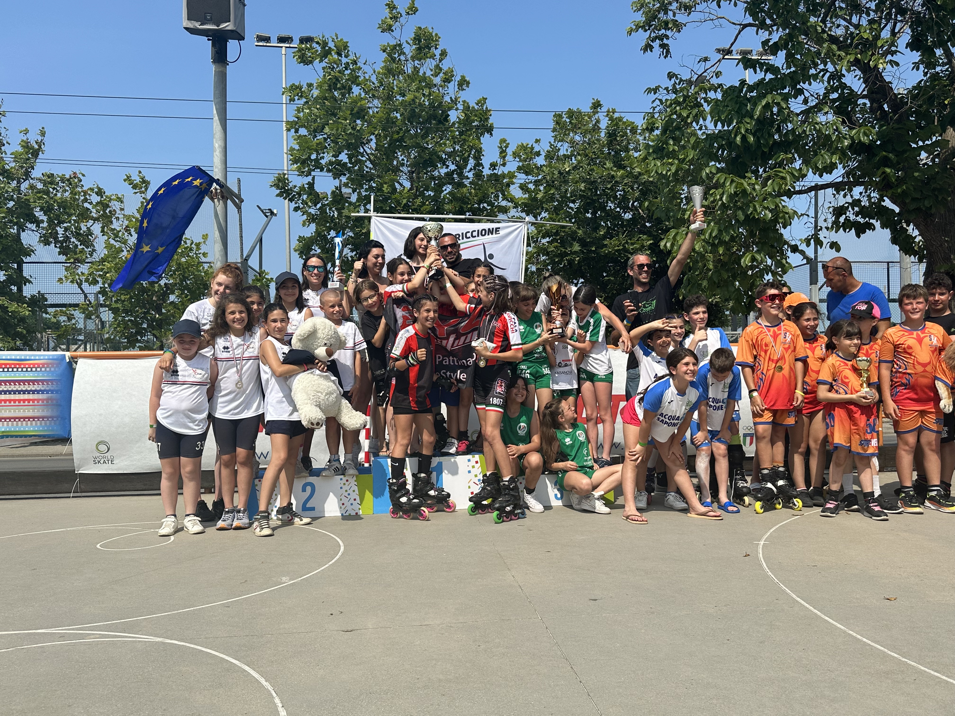 images/Trofeo_Tiezzi_2023_0284_Premiazione_squadre.jpeg