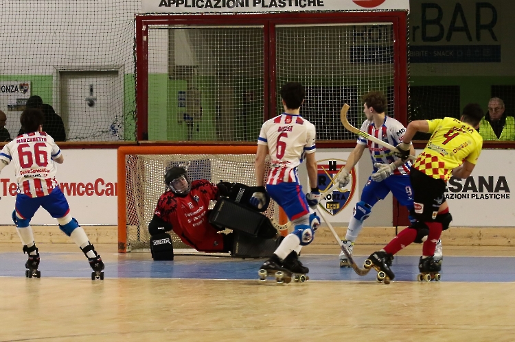 2024 Hockey Pista