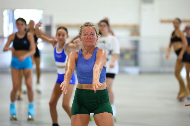 Roller Dance